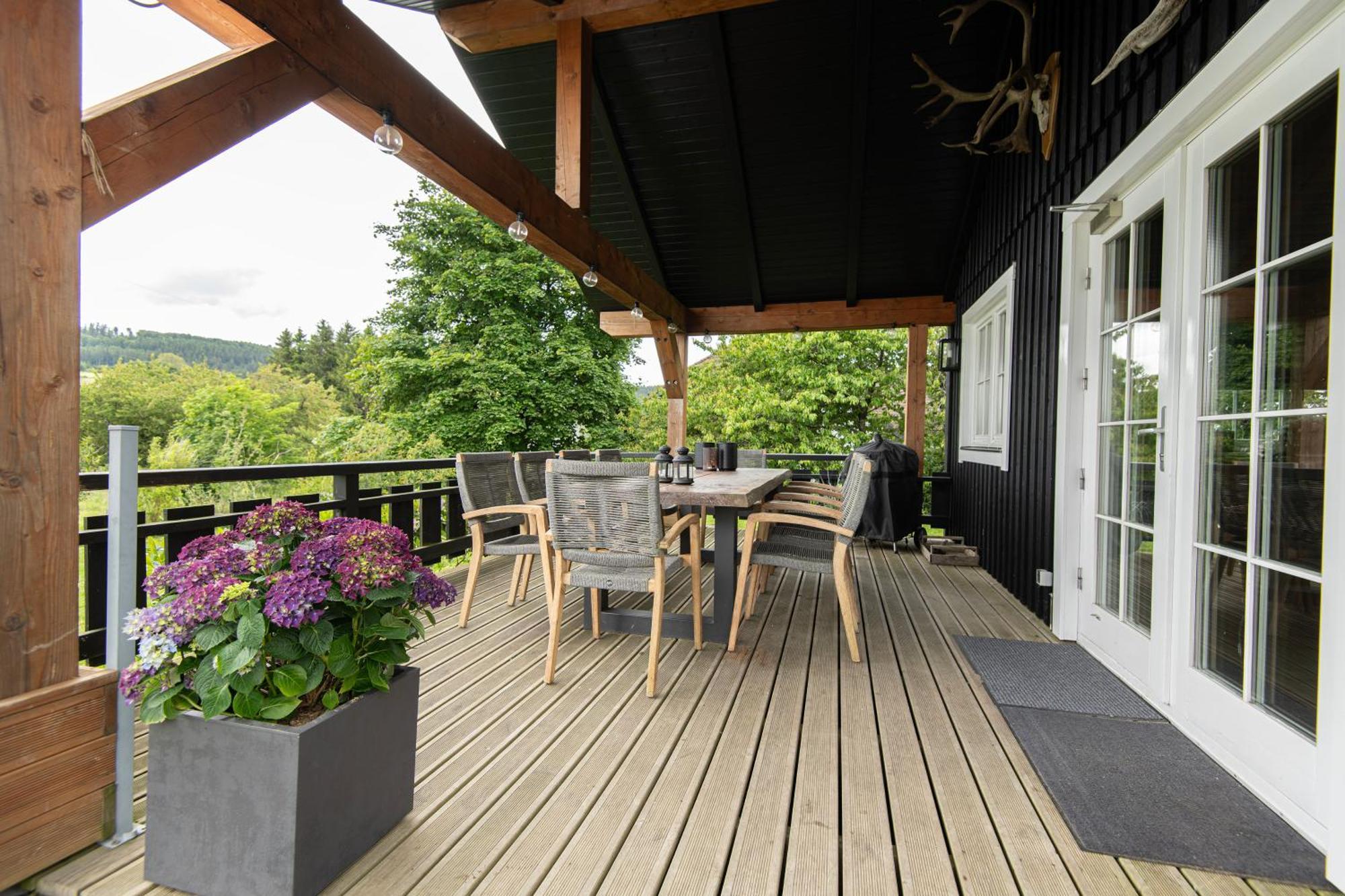 Kustelberg Lodges Medebach Bagian luar foto