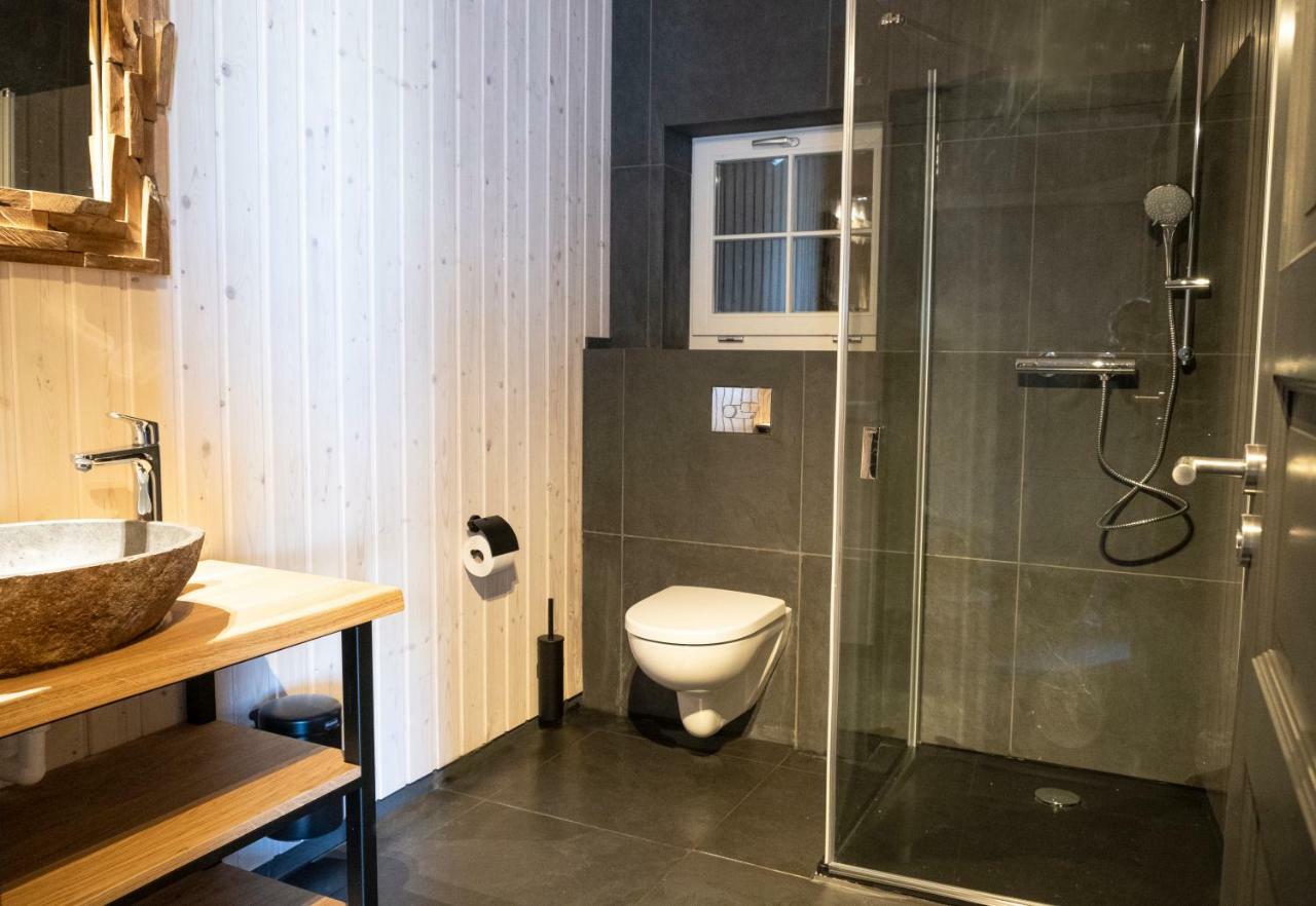 Kustelberg Lodges Medebach Bagian luar foto